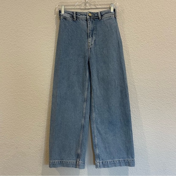 Free People | We The Free | Devon Wide Leg Crop Trouser Jeans in Vintage Blue - Picture 6 of 9